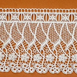 PIZZO MACRAME CON PASSANASTRO