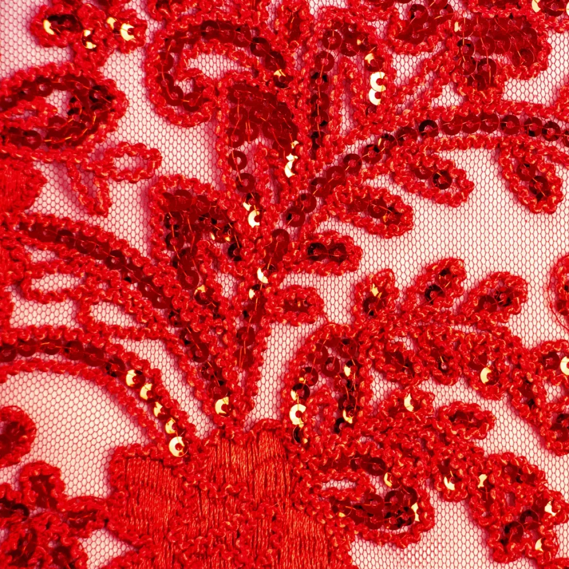 PIZZO RICAMATO PERLINE E PAILLETTES
