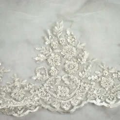 TULLE RICAMATO PERLINE E PAILLETTES