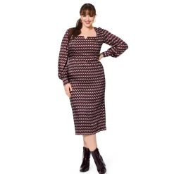 Vestito con scollo quadrato